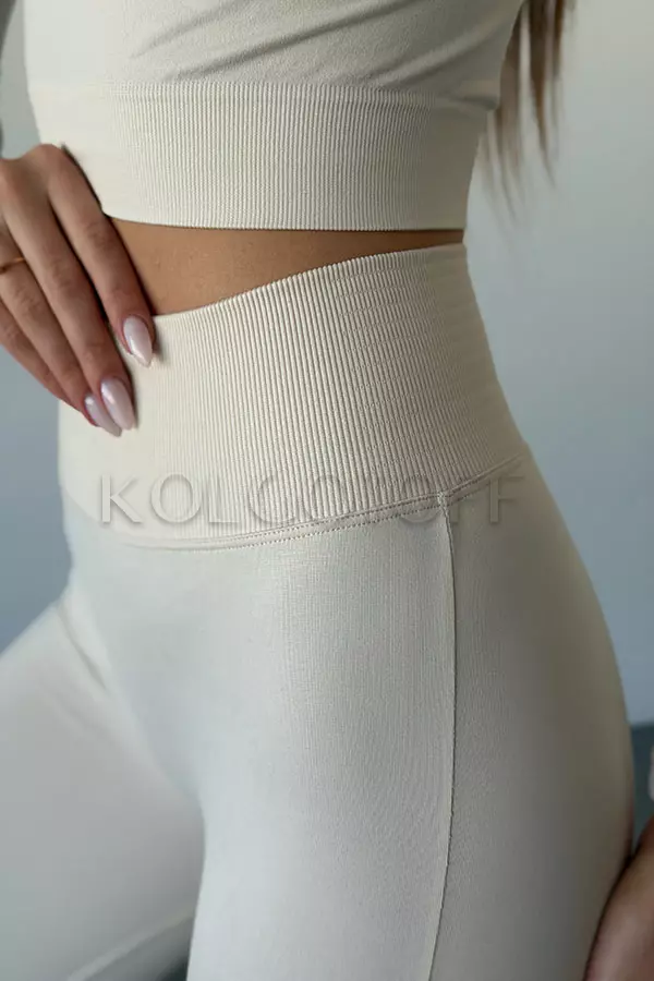Лосины клёш гладкі оптом KOLGOTOFF Leggings DEFINE FLARED LUXE
