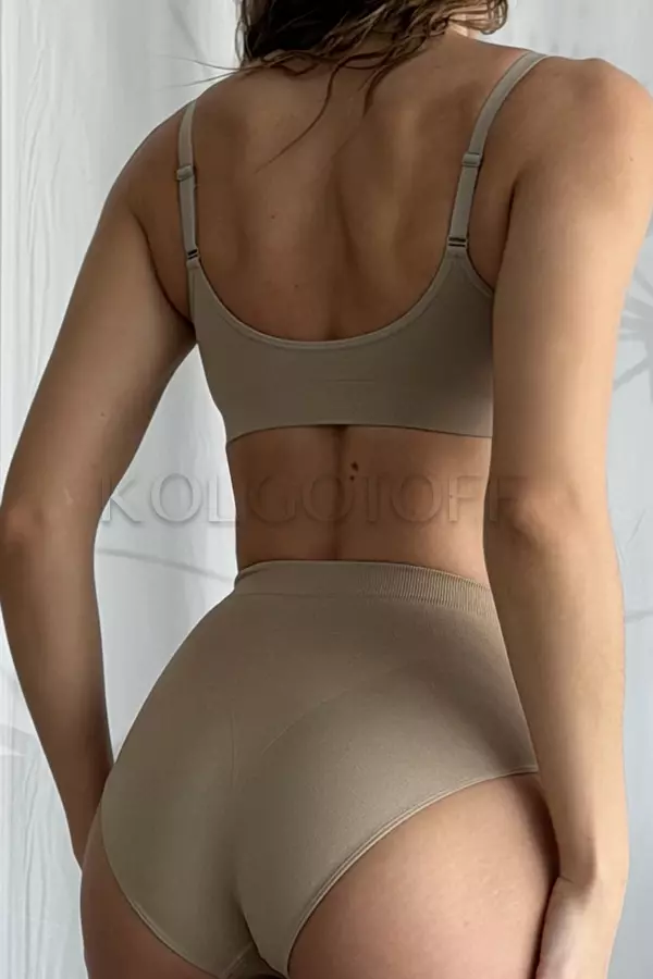 Бесшовный моделирующий топ оптом KOLGOTOFF Top Bra Bodyeffect