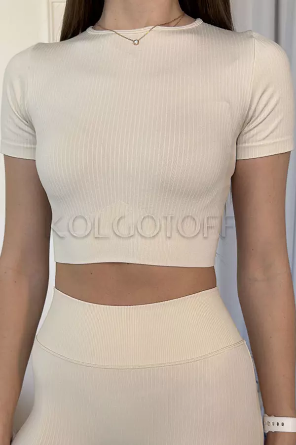Бесшовная футболка в рубчик оптом KOLGOTOFF Crop T-Shirt DEFINE RIBBED LUXE