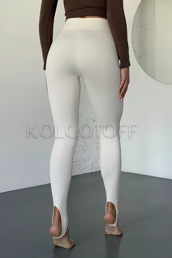 Леггинсы бесшовные в рубчик со штрипками оптом KOLGOTOFF Leggings STRAPS Ribbed LIGHT