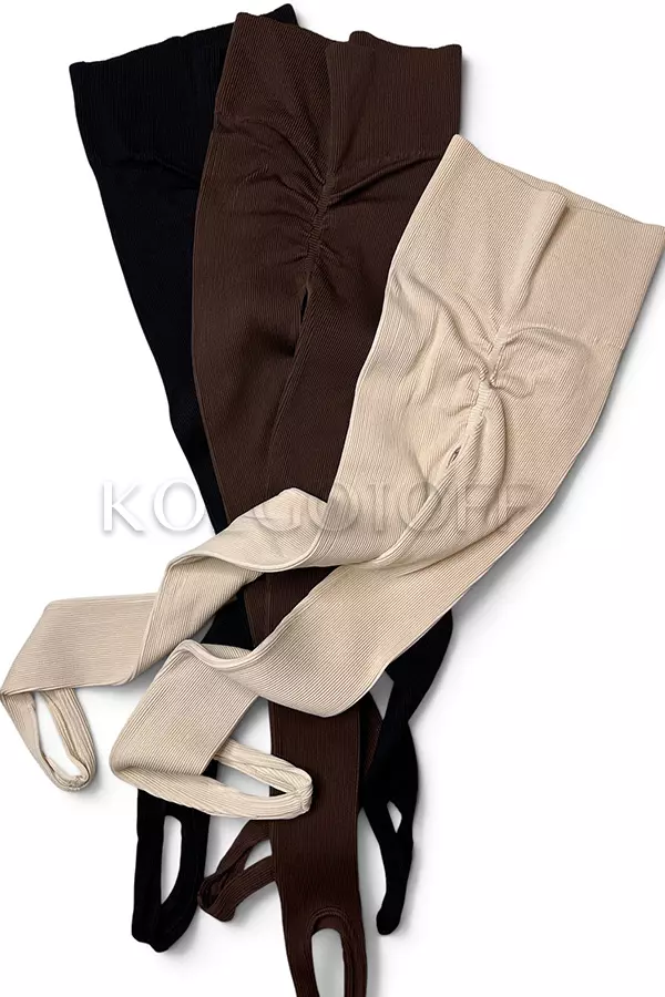 Леггинсы бесшовные в рубчик со штрипками оптом KOLGOTOFF Leggings RIBBED STRAPS push-up