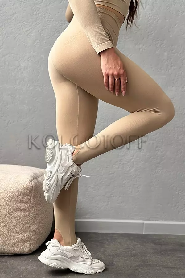 Лосины плотные бесшовные со штрипками оптом TM KOLGOTOFF Leggings Straps 02