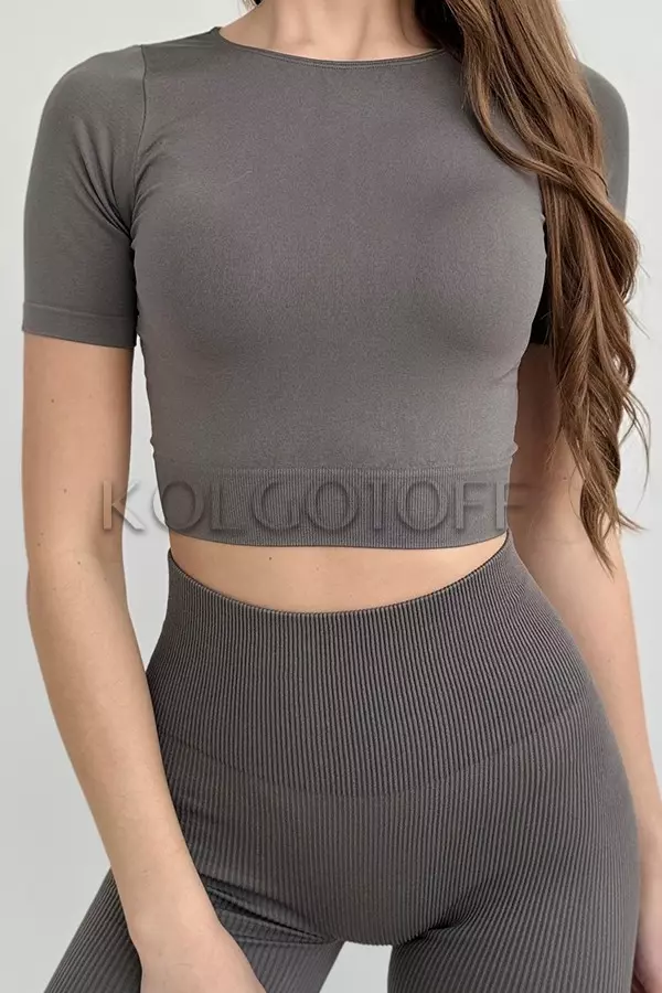 Бесшовная футболка оптом KOLGOTOFF Crop T-Shirt